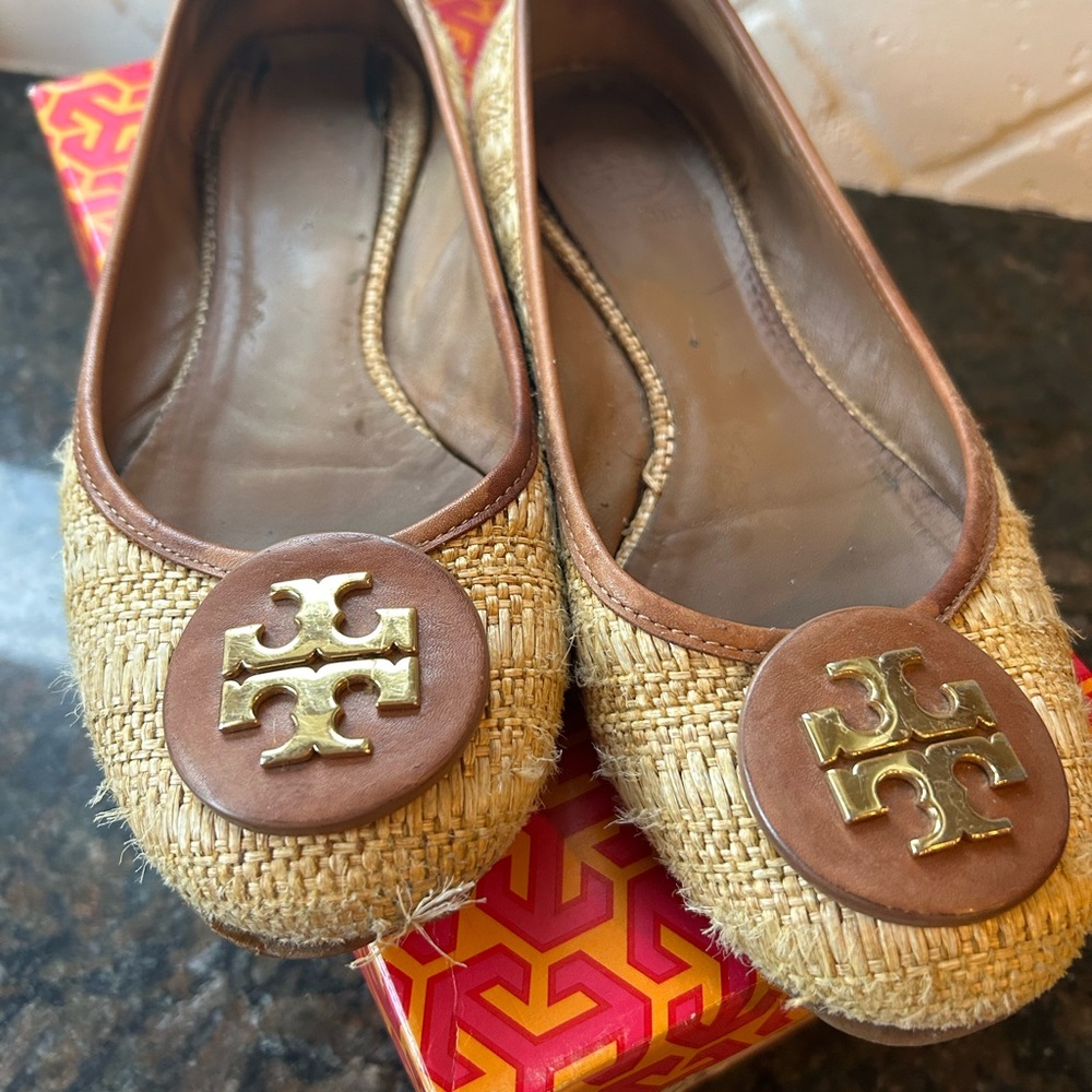 Tory Burch Tan and Brown Women's Flats